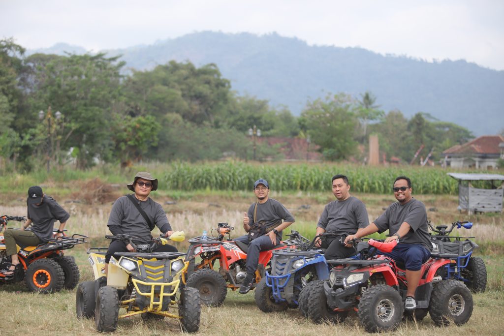 paket family tour jogja